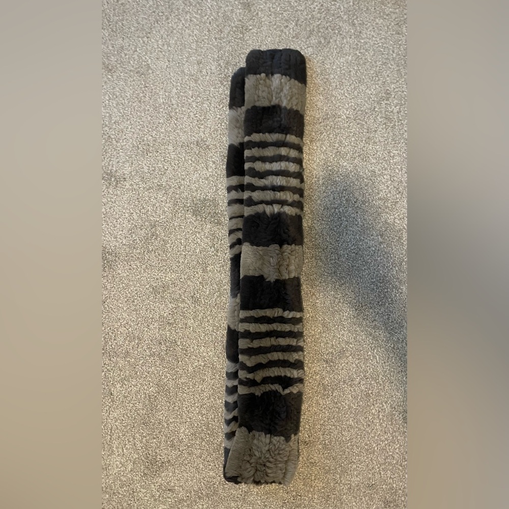 Rabbit Fur Scarf 🧣